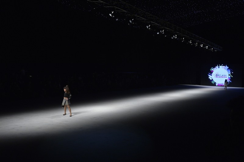 Designers & Brands Fashion Shows